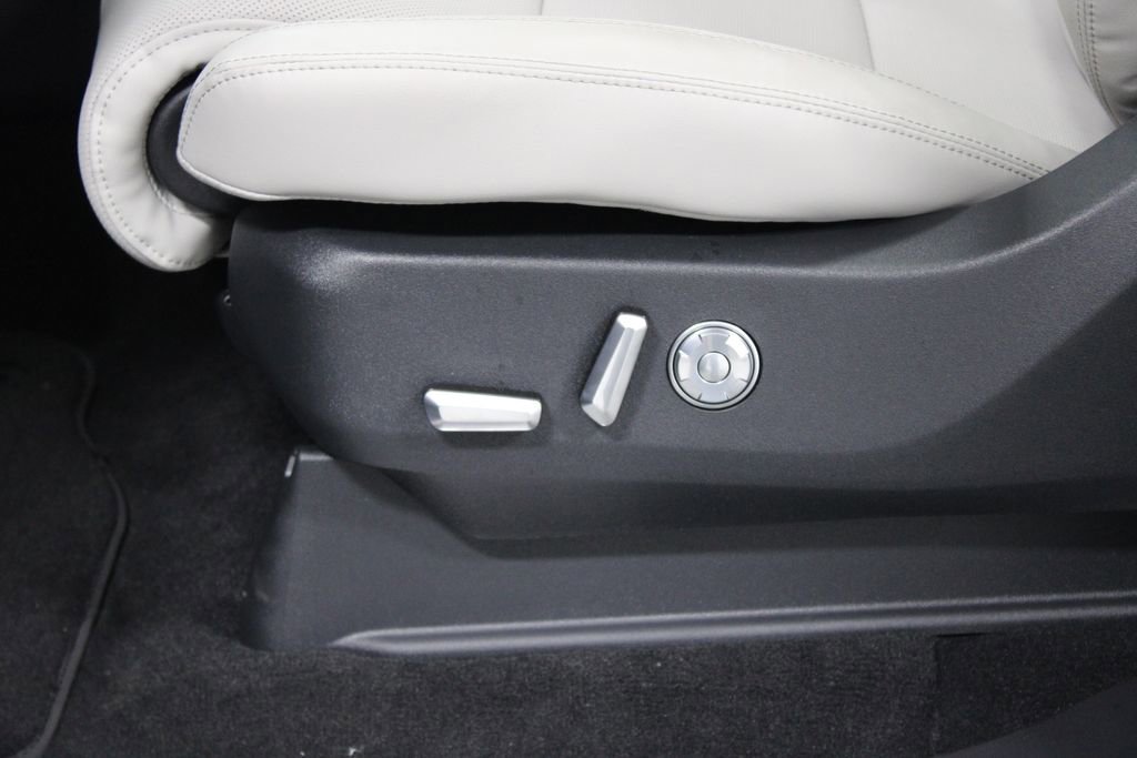 New 2026 Lincoln Navigator Reserve image 21