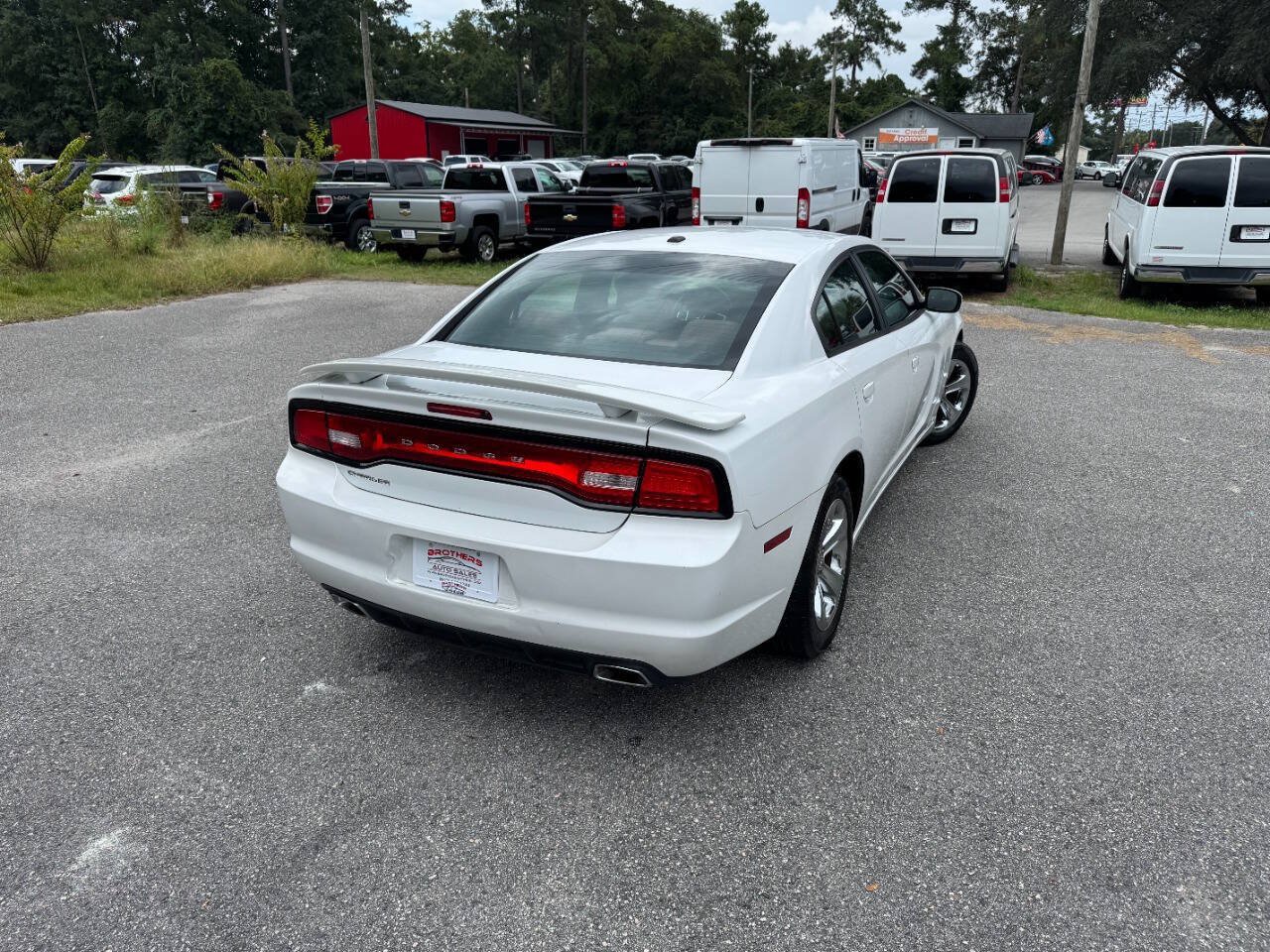 Used 2014 Dodge Charger SE w/ Sport Appearance Group RWD image 6