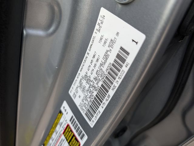 Used 2024 Toyota Tacoma SR5 AWD/4WD image 36