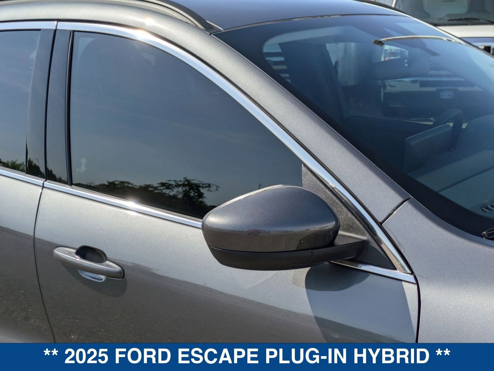 New 2025 Ford Escape SE image 11
