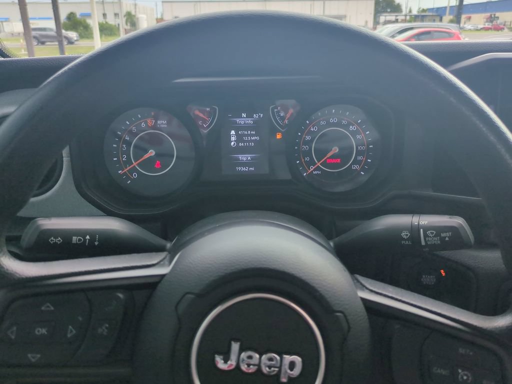 Used 2024 Jeep Gladiator Sport AWD/4WD image 30