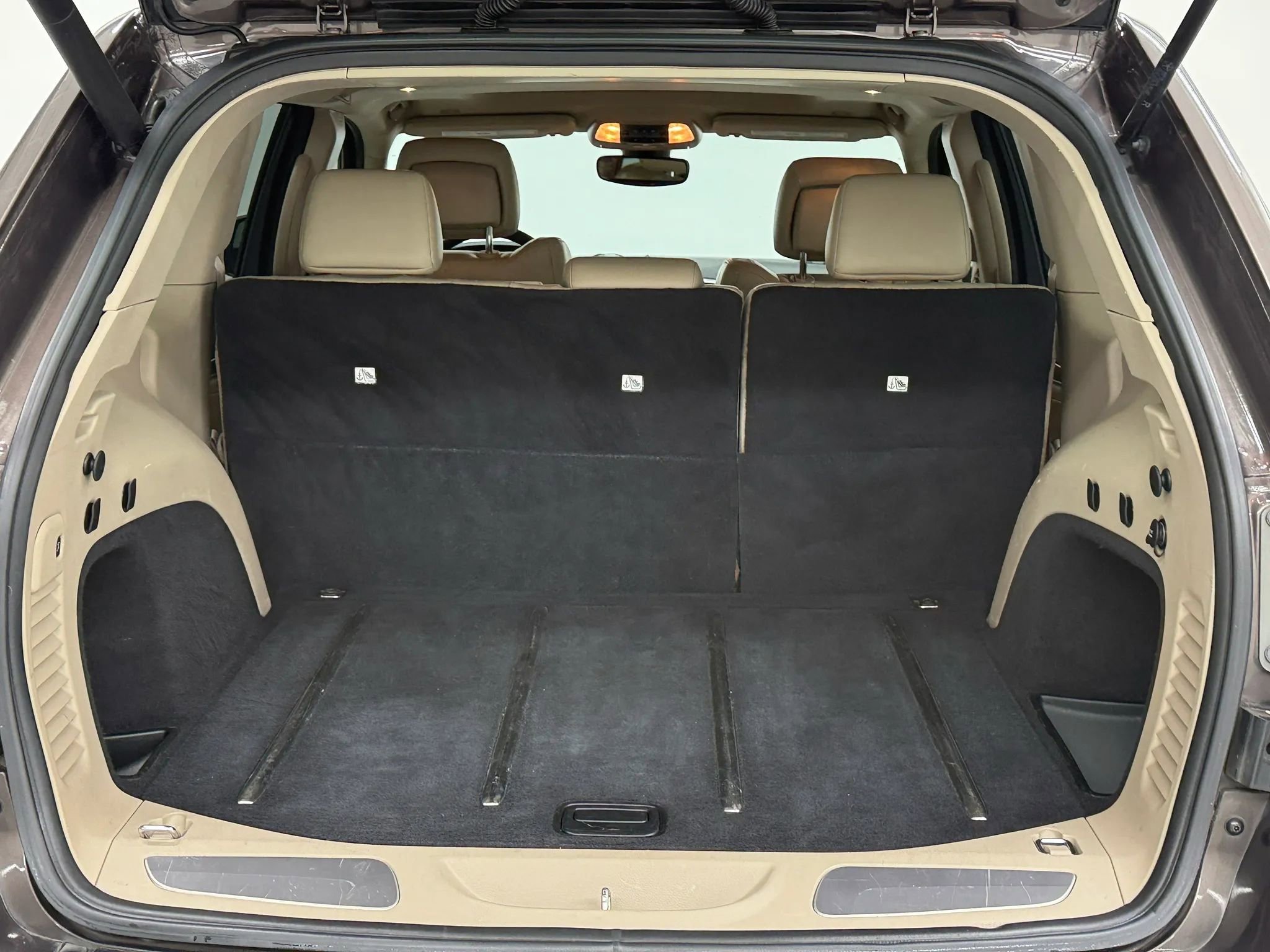 Used 2017 Jeep Grand Cherokee Limited RWD image 39