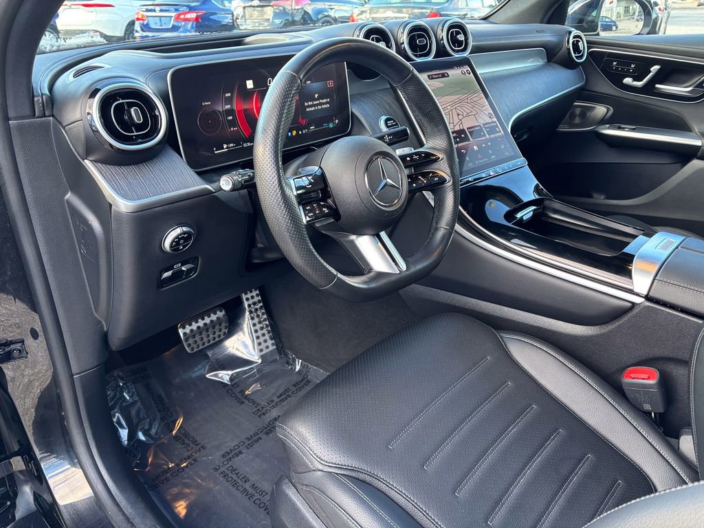 Used 2024 Mercedes-Benz GLC 300 4MATIC image 21