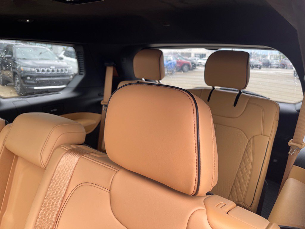 Certified 2023 Jeep Grand Cherokee L Summit AWD/4WD image 14