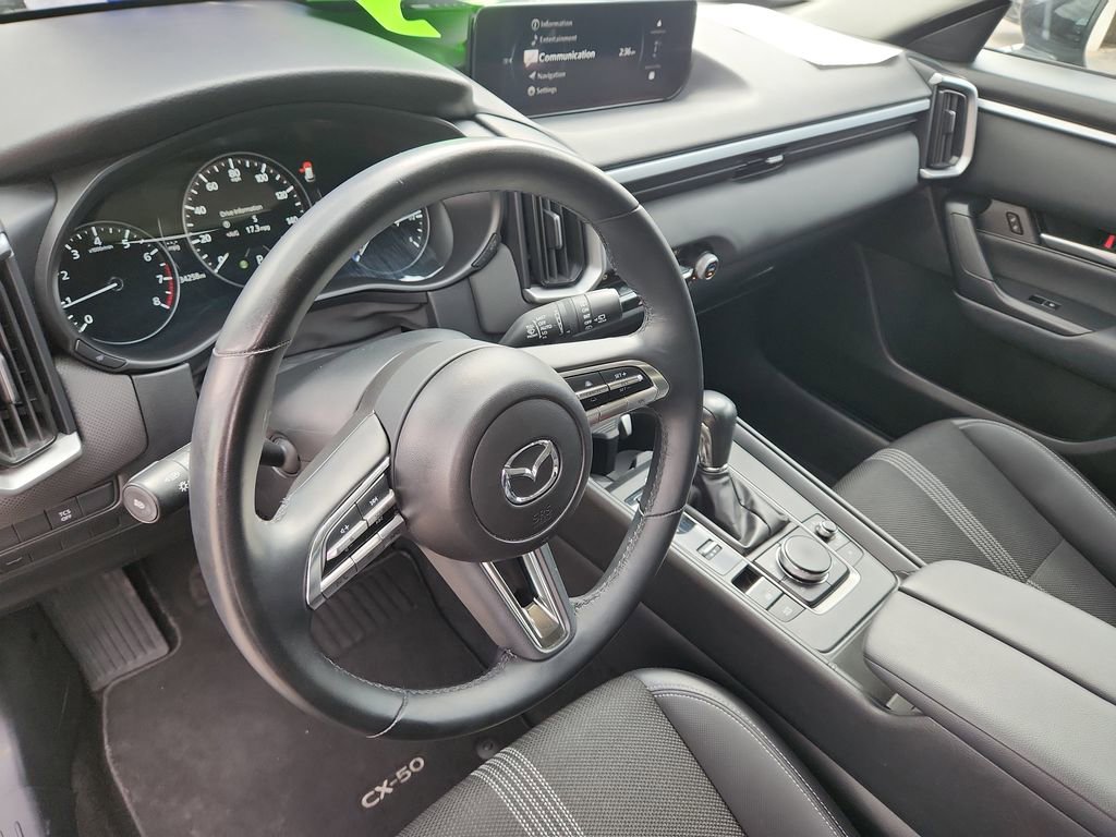 Used 2025 MAZDA CX-50 AWD 2.5 S w/ Preferred Package image 11