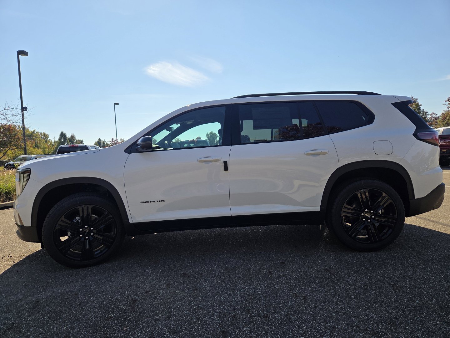 New 2027 GMC Acadia Elevation w/ Elevation Premium Package AWD/4WD image 14
