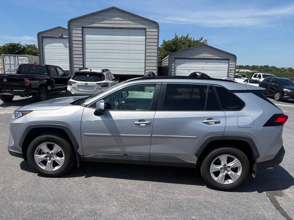 Used 2021 Toyota RAV4 XLE w/ Convenience Package AWD/4WD image 8
