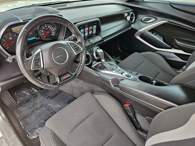 Used 2016 Chevrolet Camaro SS RWD image 11