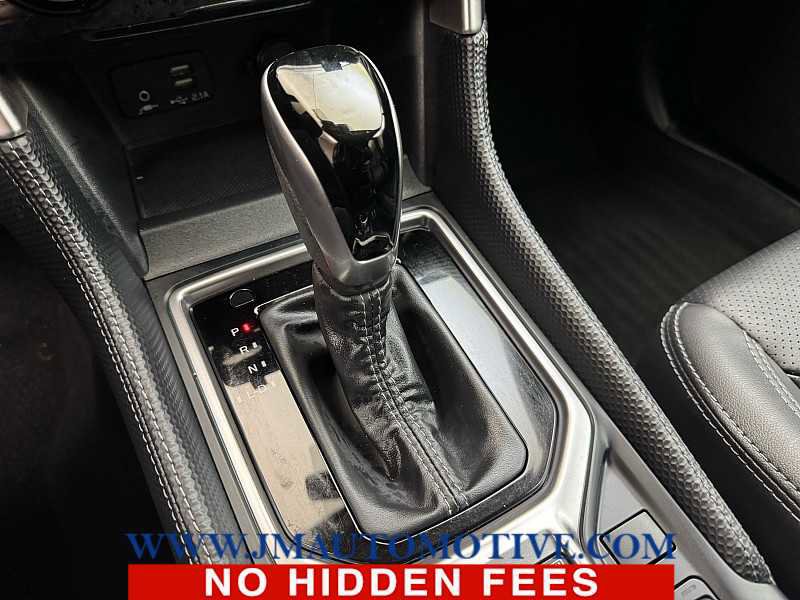 Used 2020 Subaru Forester Limited image 33