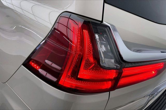 Used 2019 Lexus LX 570 4WD w/ Luxury Package image 30