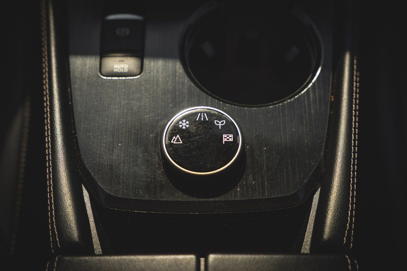 Used 2025 Nissan Rogue Platinum w/ Platinum Premium Package image 39