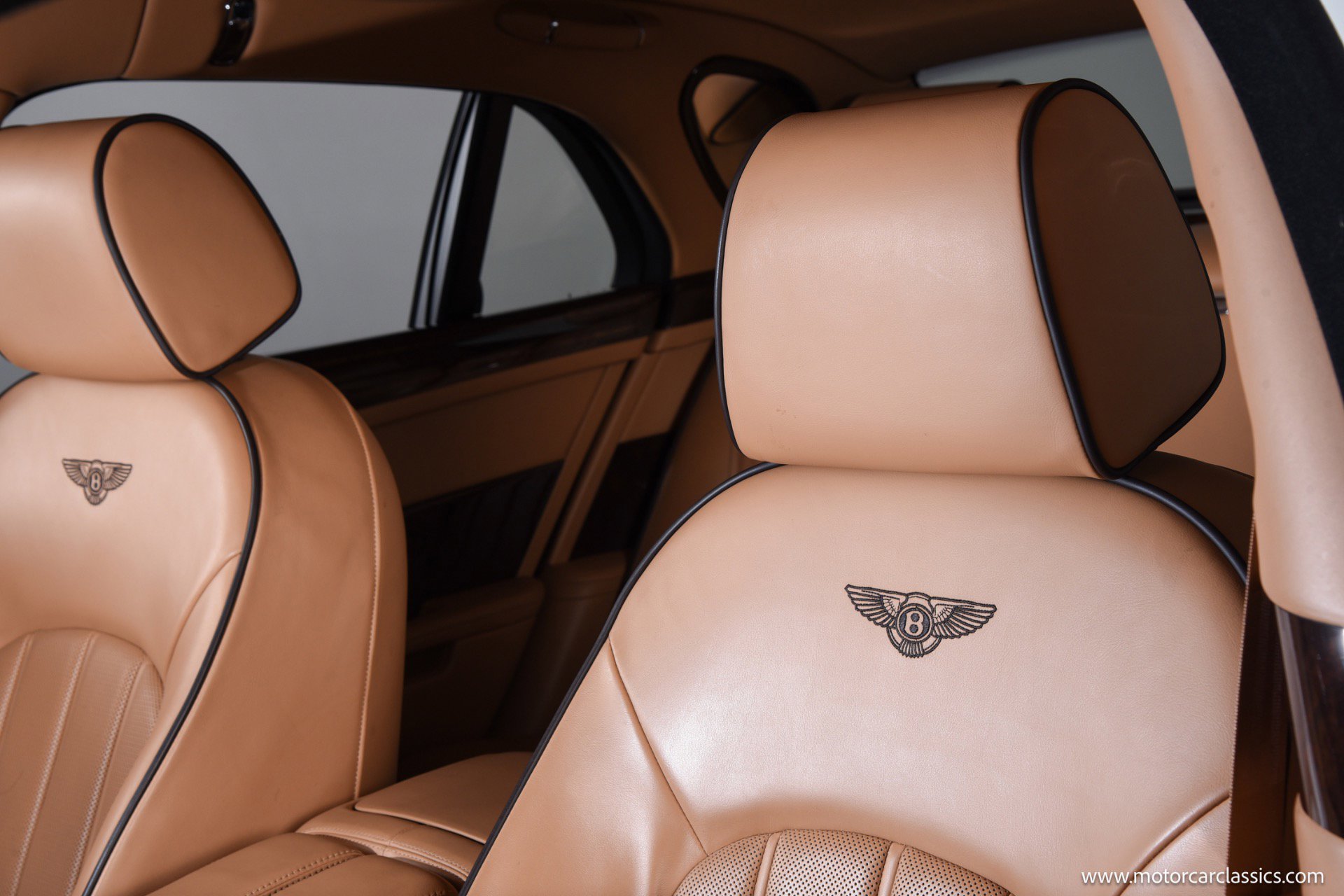Used 2012 Bentley Mulsanne RWD image 31