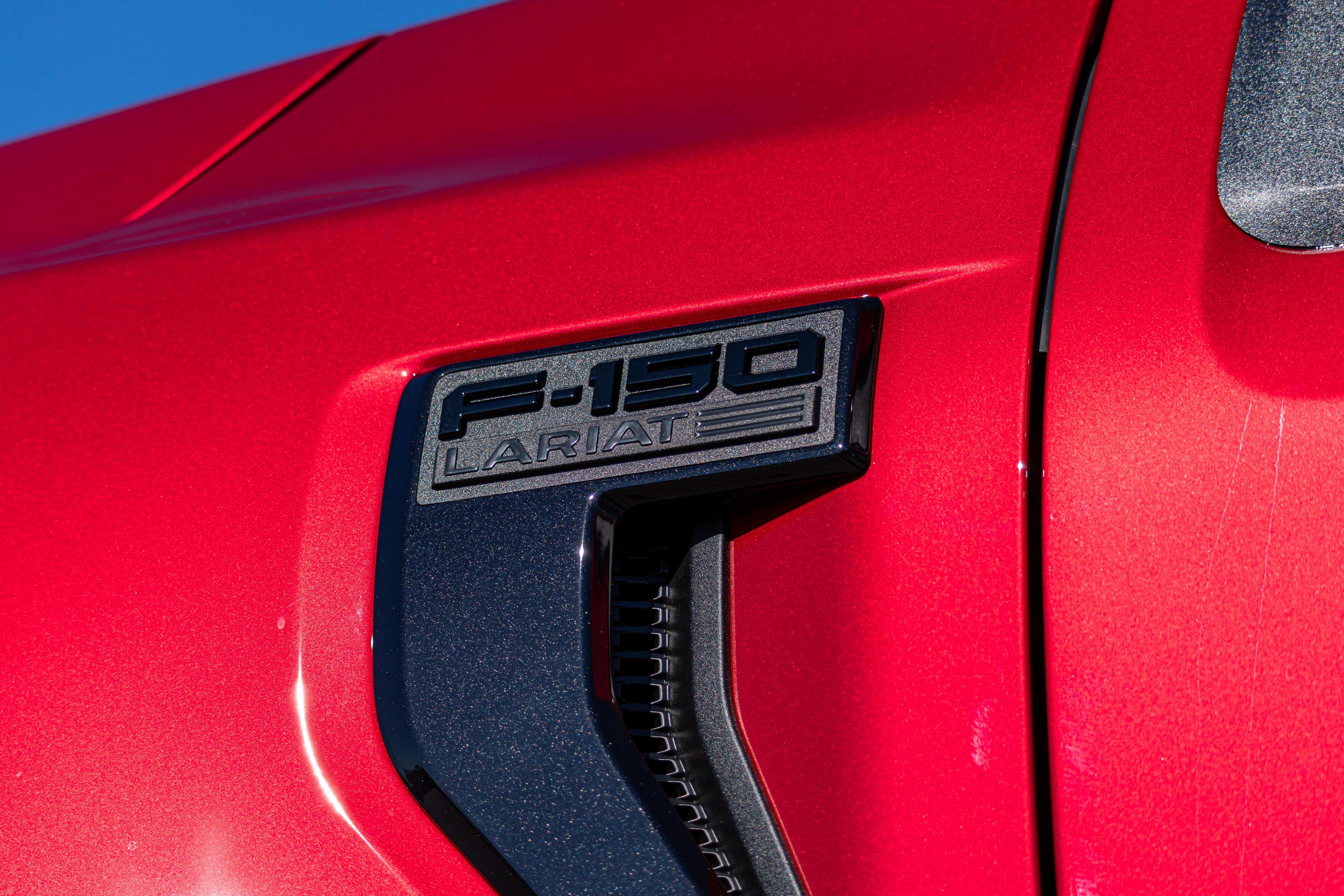 New 2025 Ford F150 Lariat w/ Equipment Group 501A Mid image 17