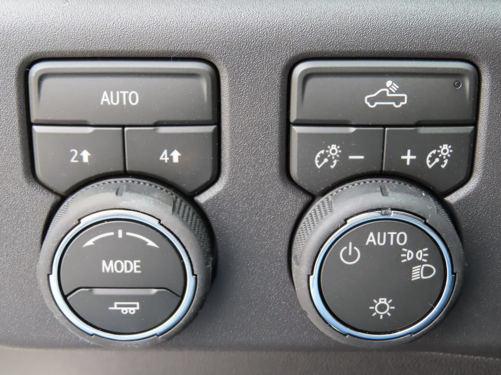 New 2026 Chevrolet Silverado 1500 LT AWD/4WD image 16