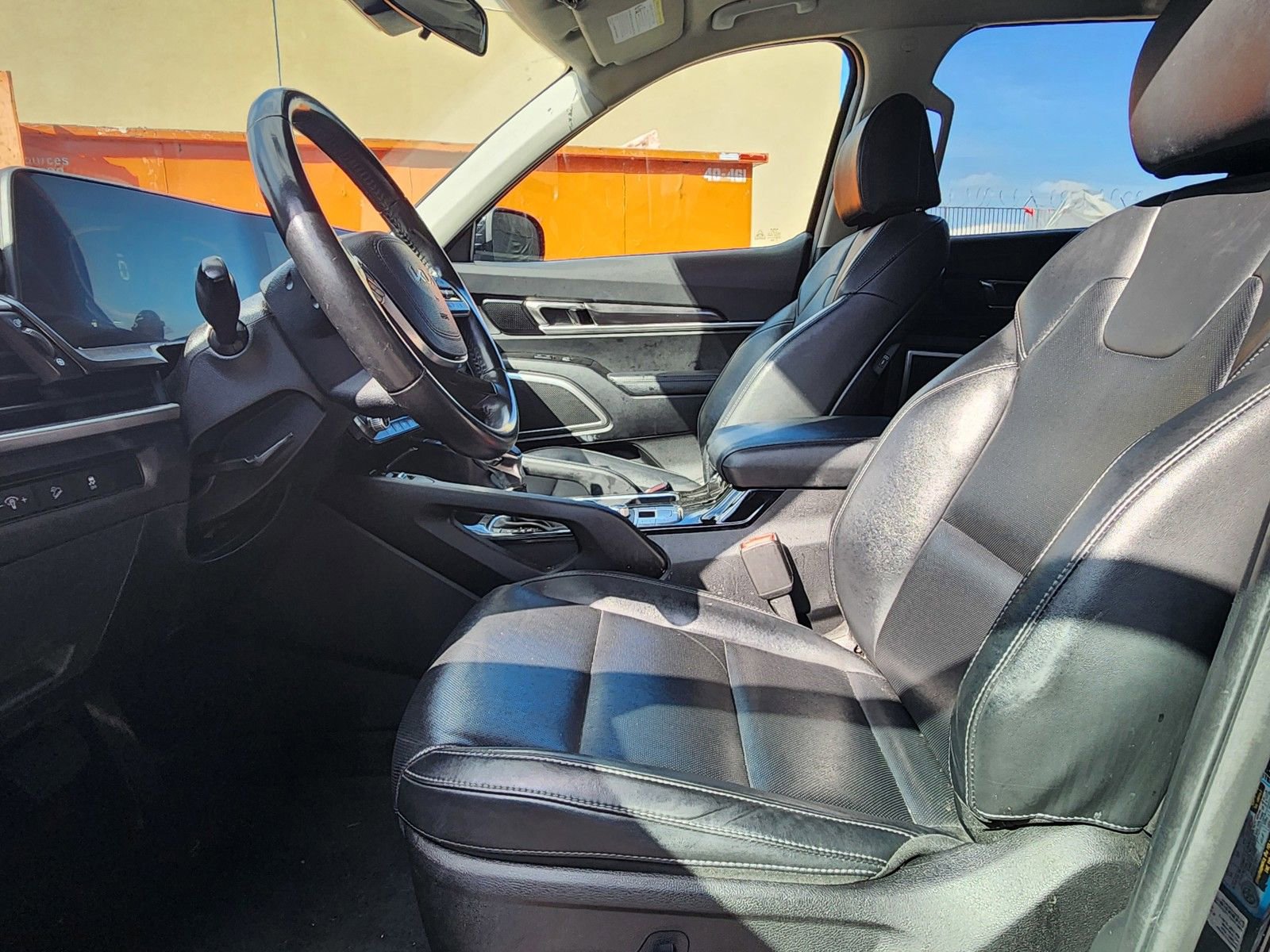 Used 2023 Kia Telluride S FWD image 18