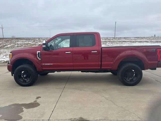 Used 2017 Ford F250 Lariat w/ Chrome Package image 6