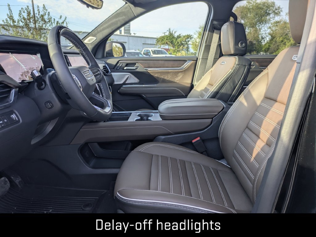 New 2027 GMC Acadia Denali Ultimate w/ LPO, Floor Liner Package FWD image 24
