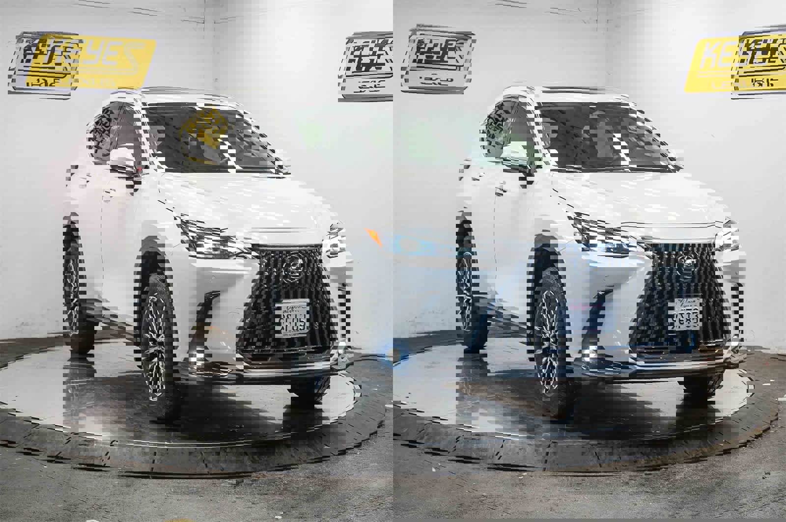 Used 2025 Lexus NX 350h AWD w/ Premium Package image 5