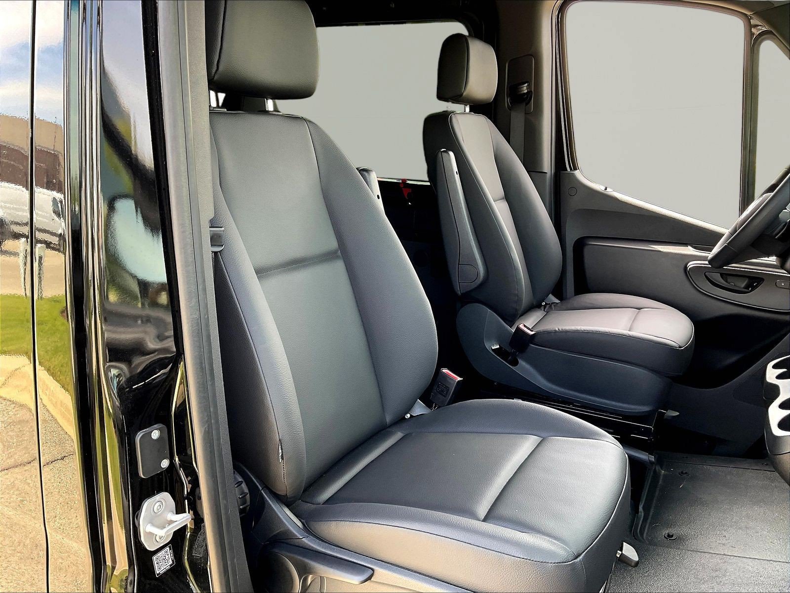 New 2026 Mercedes-Benz Sprinter 2500 image 18