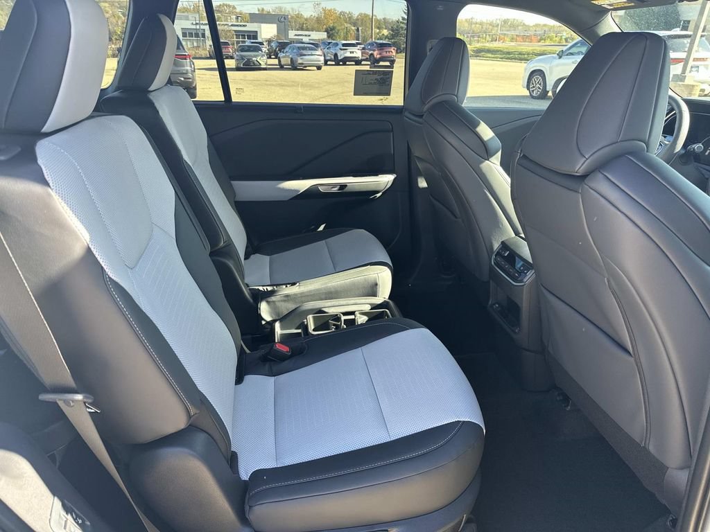 New 2026 Lexus TX 500h AWD image 11