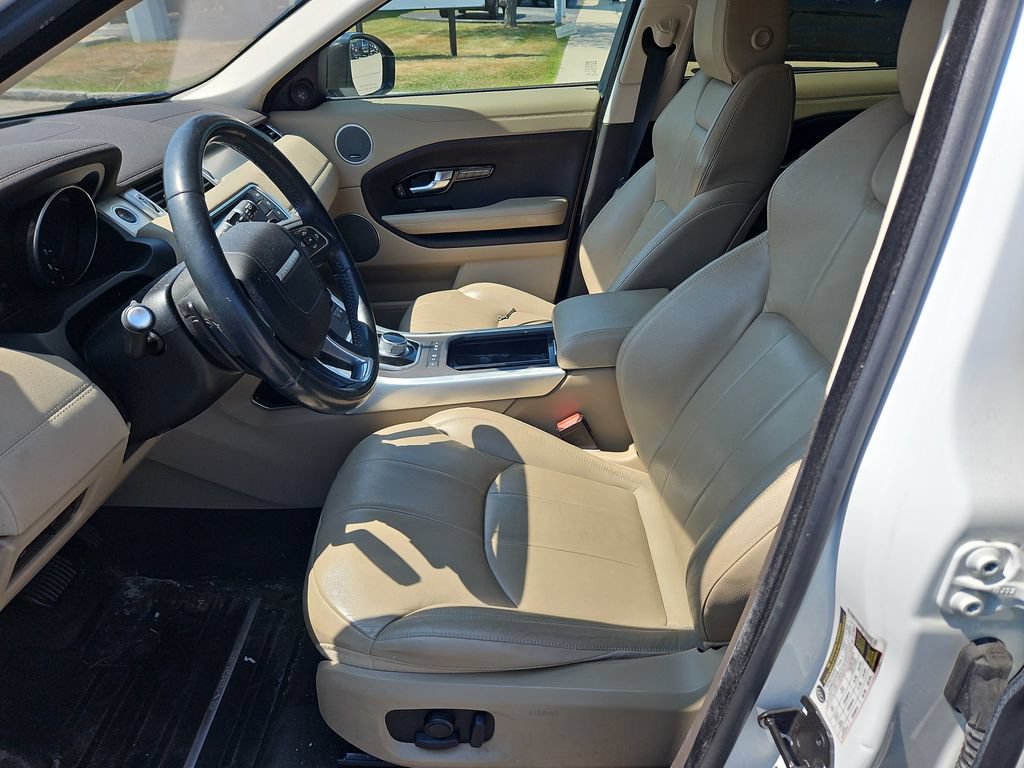 Used 2016 Land Rover Range Rover Evoque SE AWD/4WD image 12