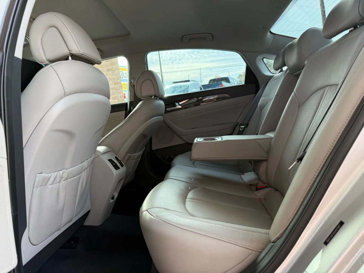 Used 2016 Hyundai Sonata Limited image 40