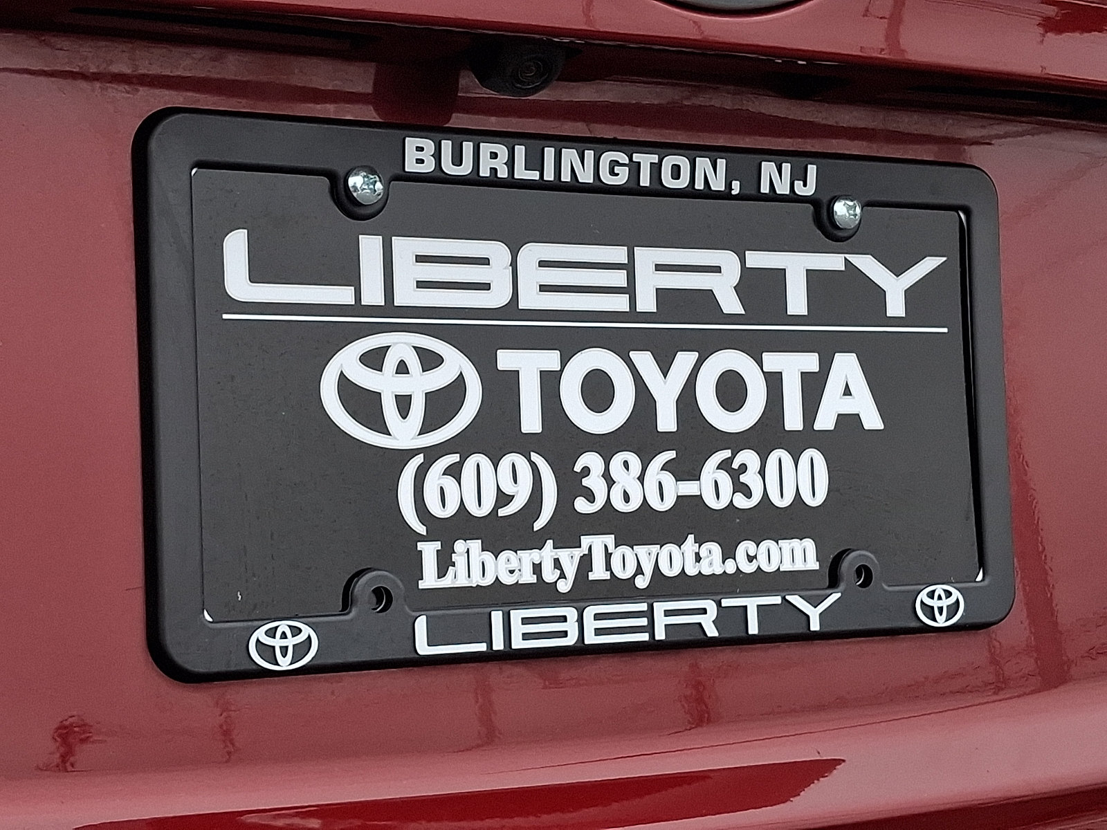 Used 2019 Toyota C-HR XLE FWD image 30