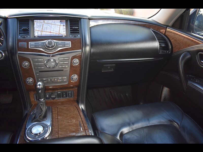 Used 2017 INFINITI QX80 2WD image 32