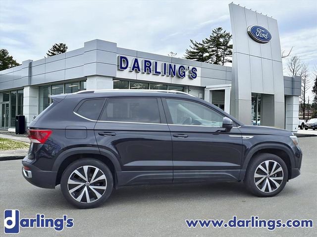 Used 2022 Volkswagen Taos SE image 4