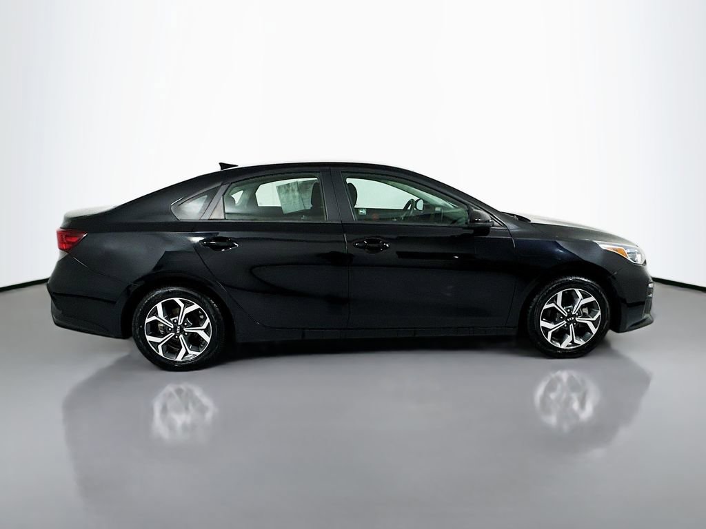 Used 2021 Kia Forte LXS FWD image 9