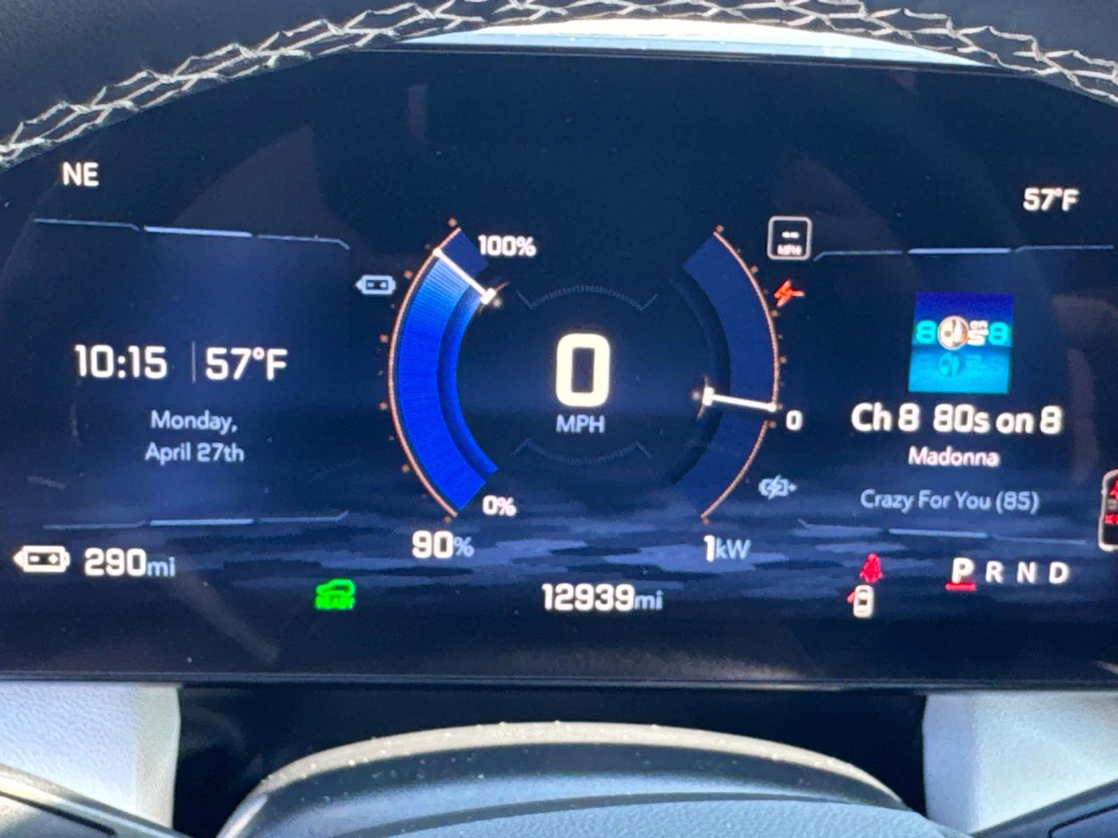 Certified 2025 Chevrolet Equinox EV LT w/ Convenience Package FWD image 12