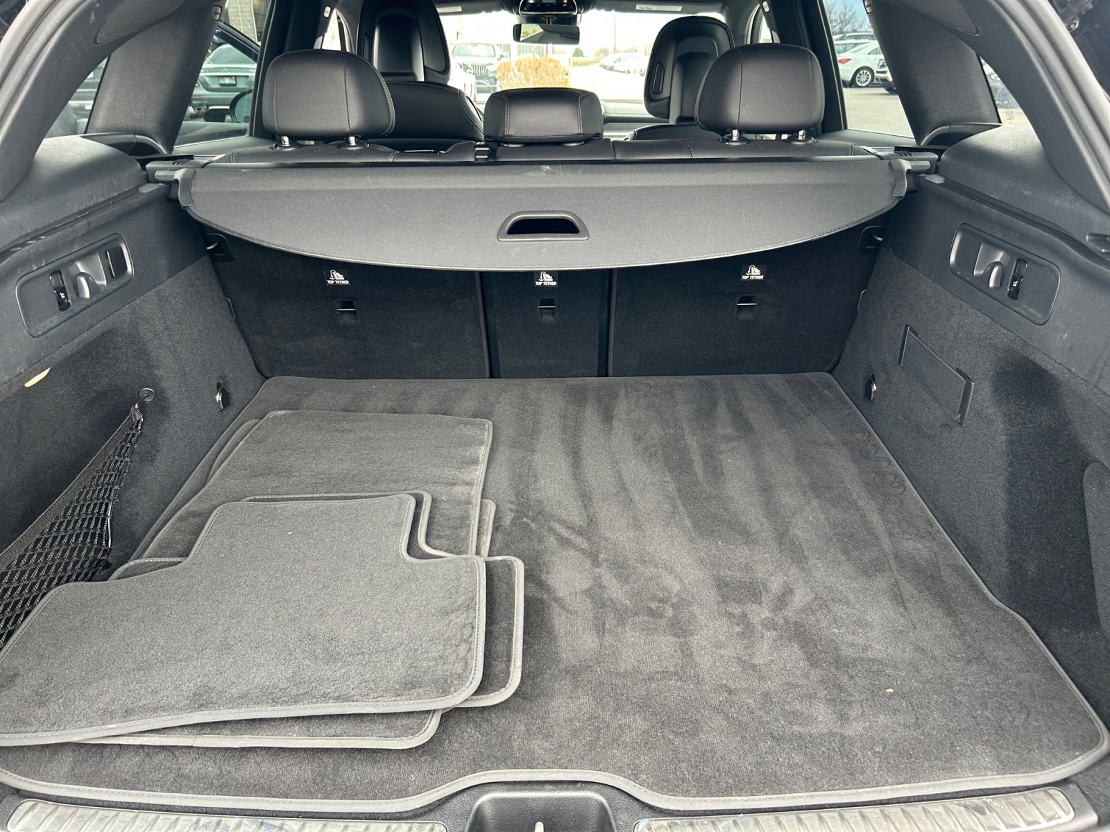Used 2025 Mercedes-Benz GLC 300 image 18