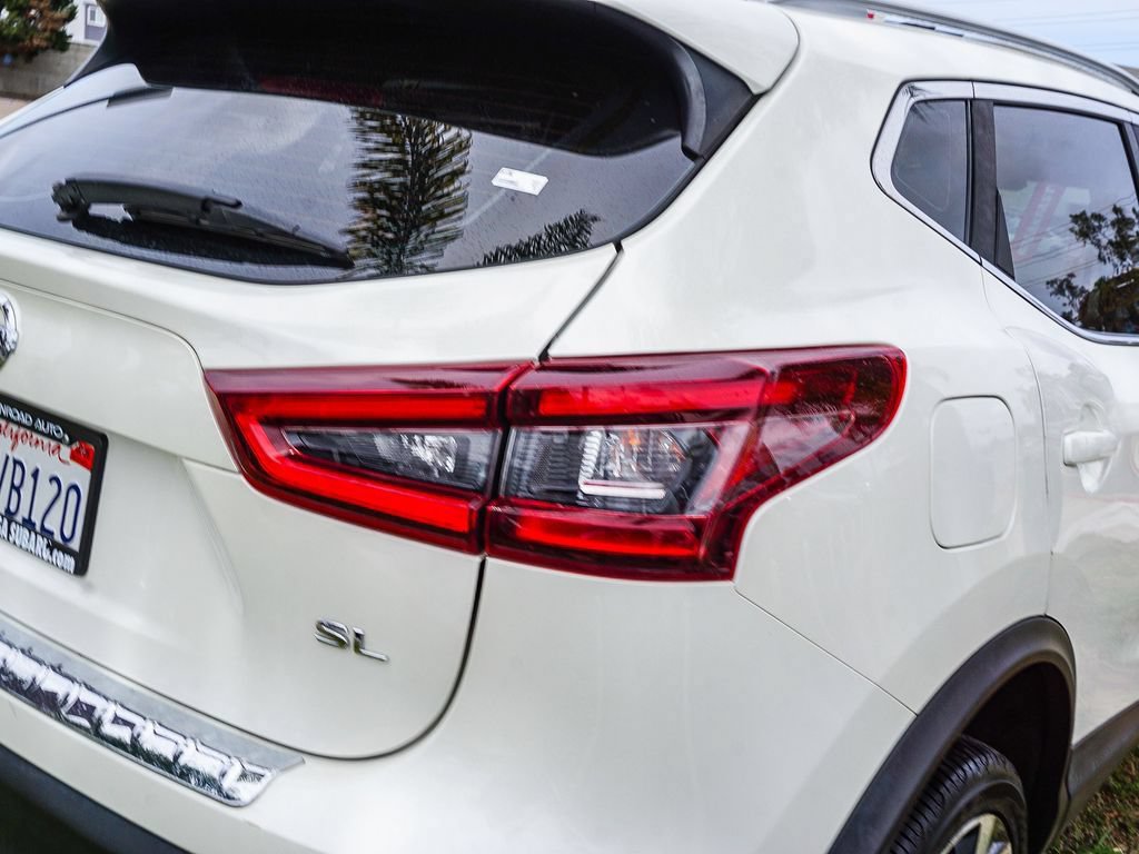 Used 2020 Nissan Rogue Sport SL FWD image 7
