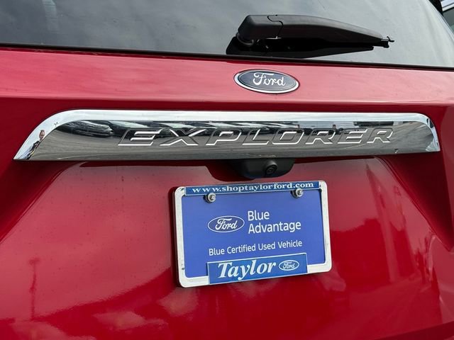 Certified 2023 Ford Explorer XLT w/ Equipment Group 202A image 31