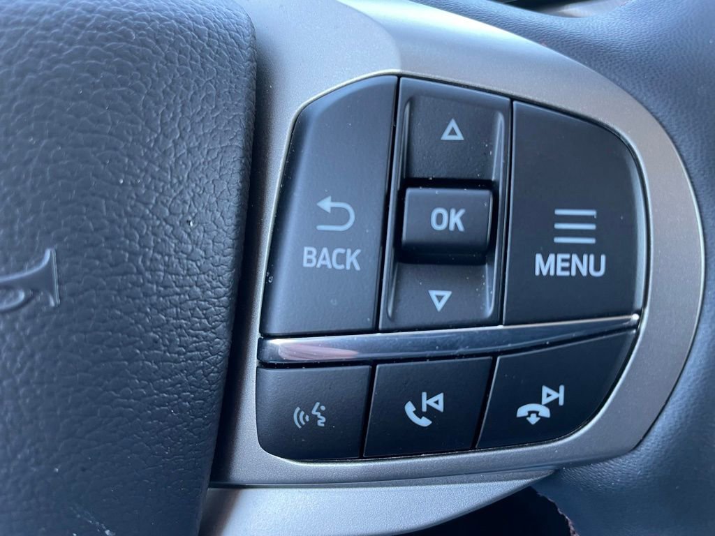 New 2026 Ford Explorer Active w/ Active Comfort Package image 17