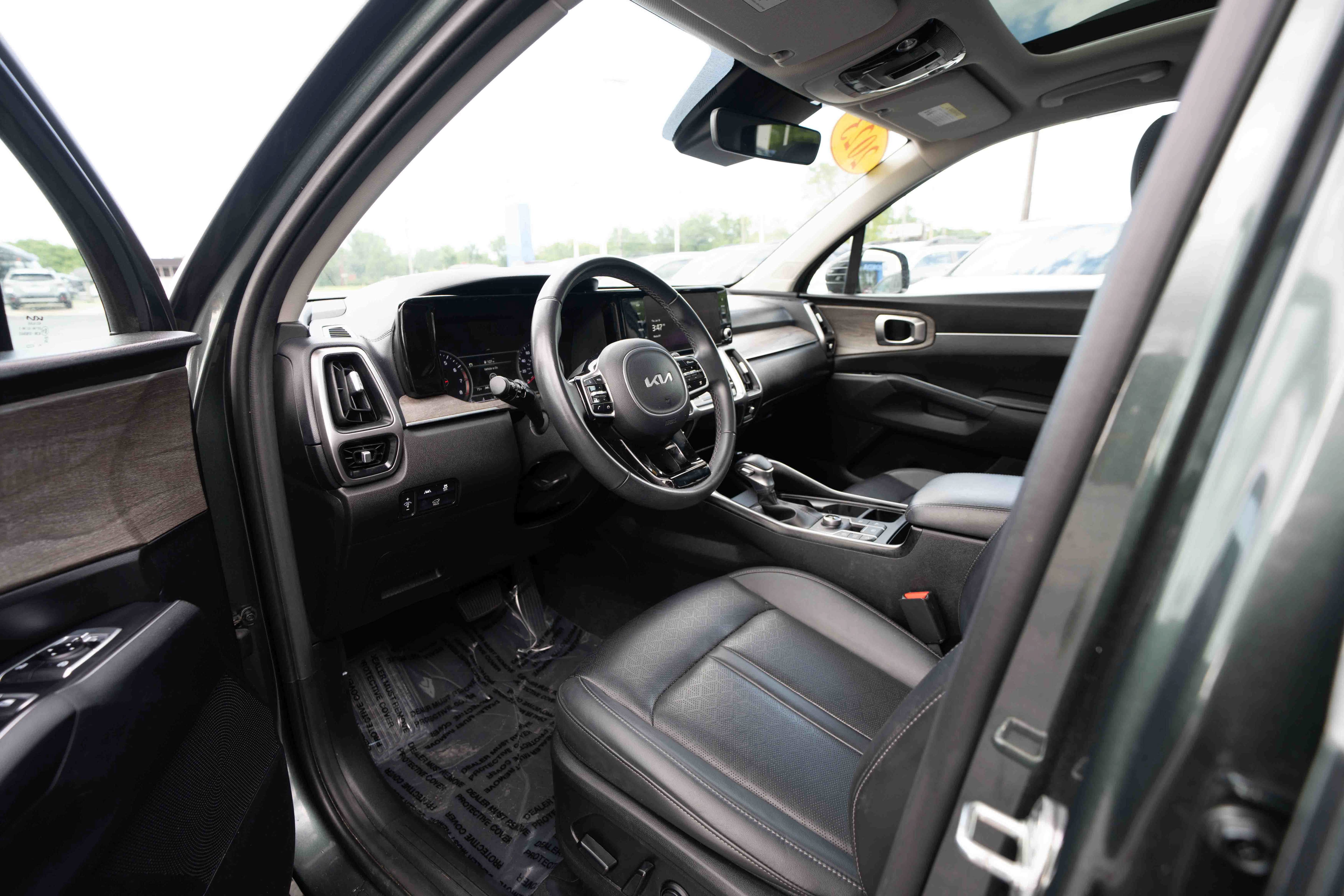 Used 2023 Kia Sorento X-Line EX AWD/4WD image 8