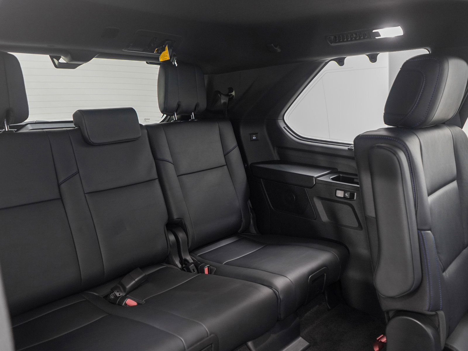 Used 2025 Toyota Sequoia Platinum image 12