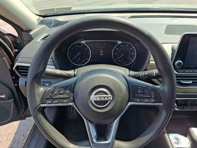 Used 2023 Nissan Altima 2.5 SV FWD image 18
