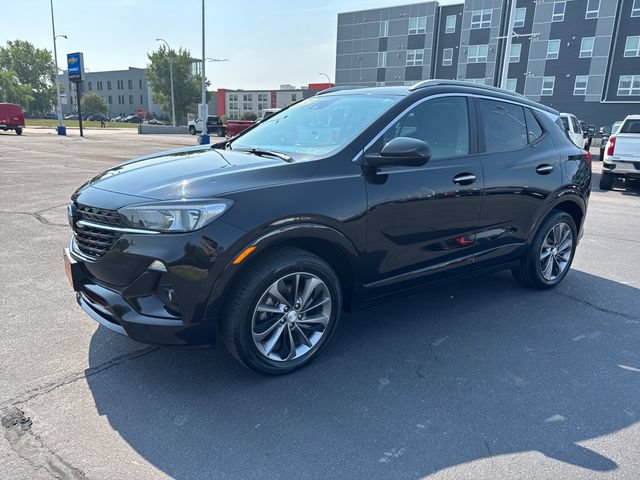 Used 2021 Buick Encore GX Preferred w/ Sport Touring Package AWD/4WD image 1