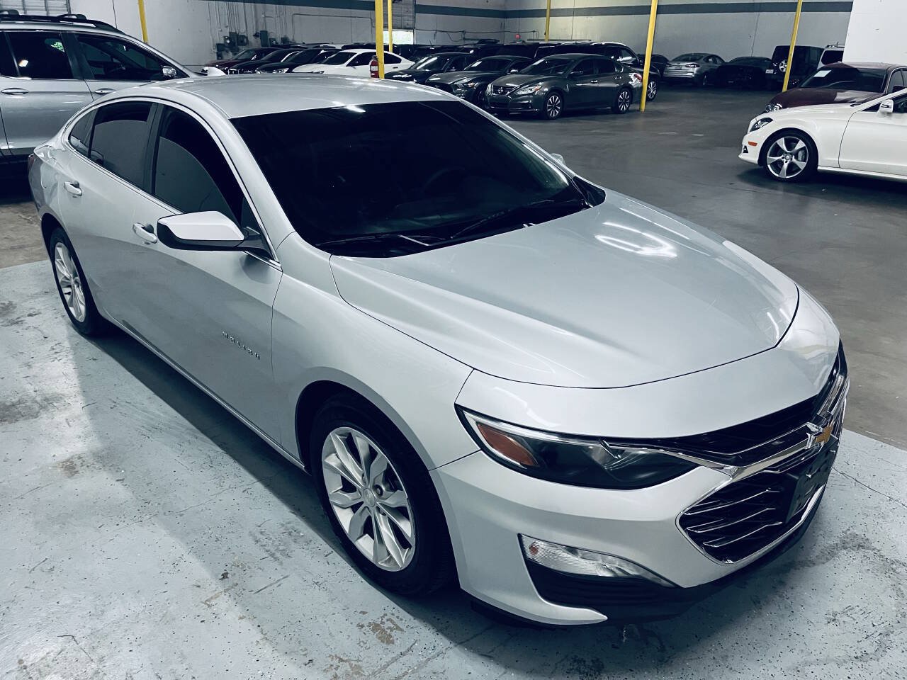 Used 2020 Chevrolet Malibu LT FWD image 14