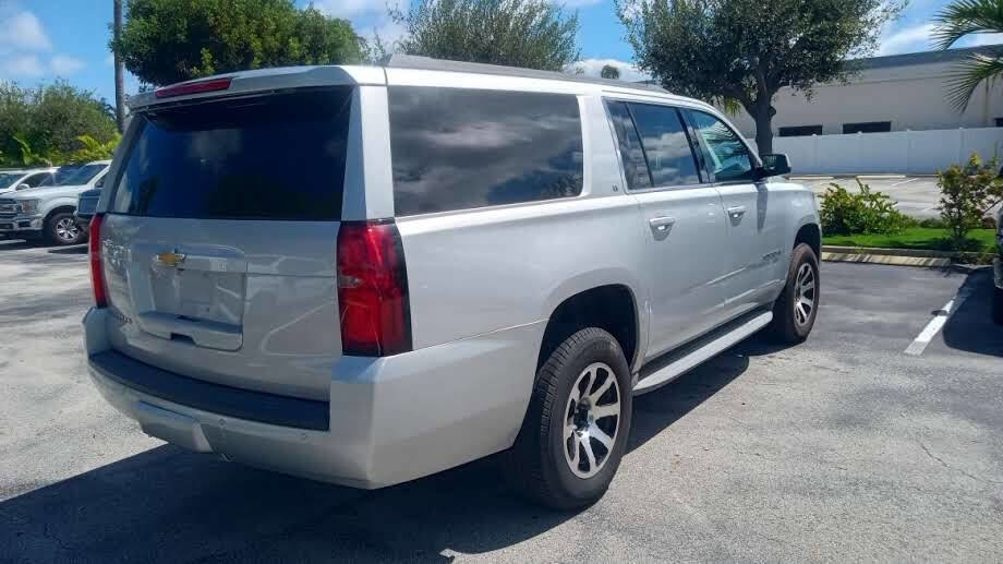 Used 2015 Chevrolet Suburban LT image 6