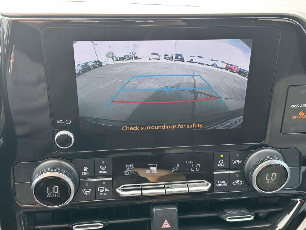 Used 2023 Toyota Highlander LE image 20