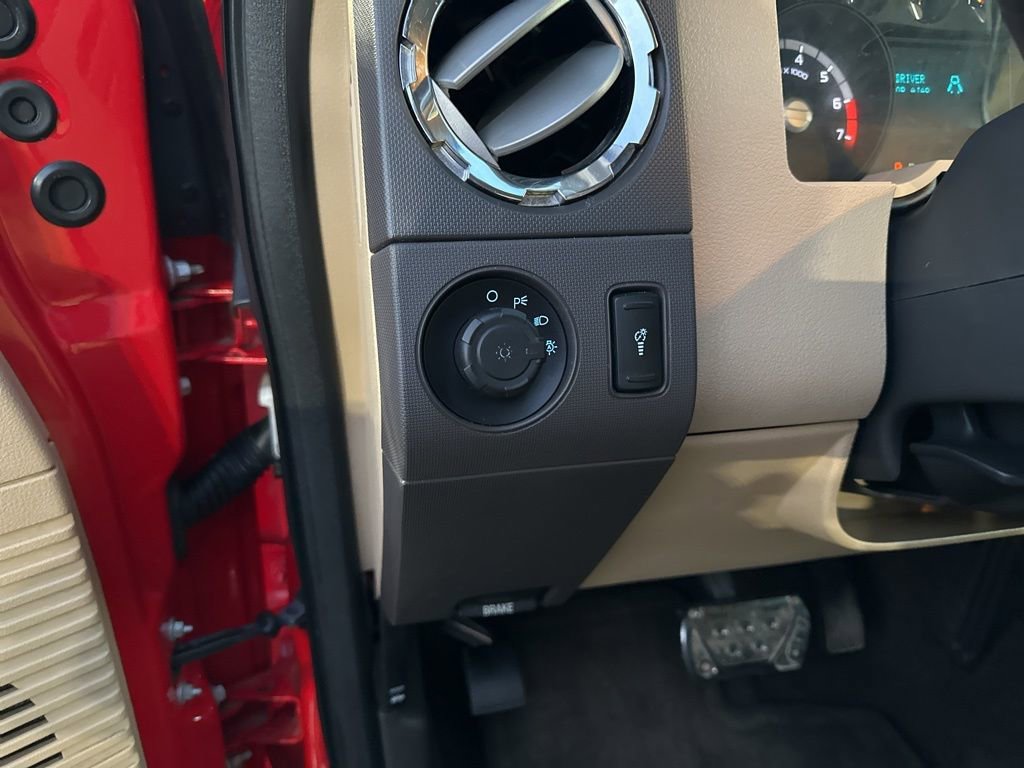 Used 2012 Ford F250 XLT w/ XLT Interior Pkg image 19