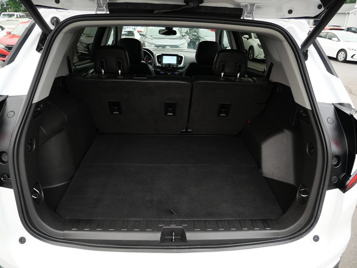 Used 2020 GMC Terrain SLT w/ Preferred Package FWD image 23