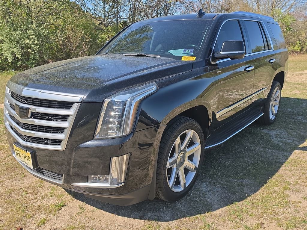 Used 2017 Cadillac Escalade Luxury image 8