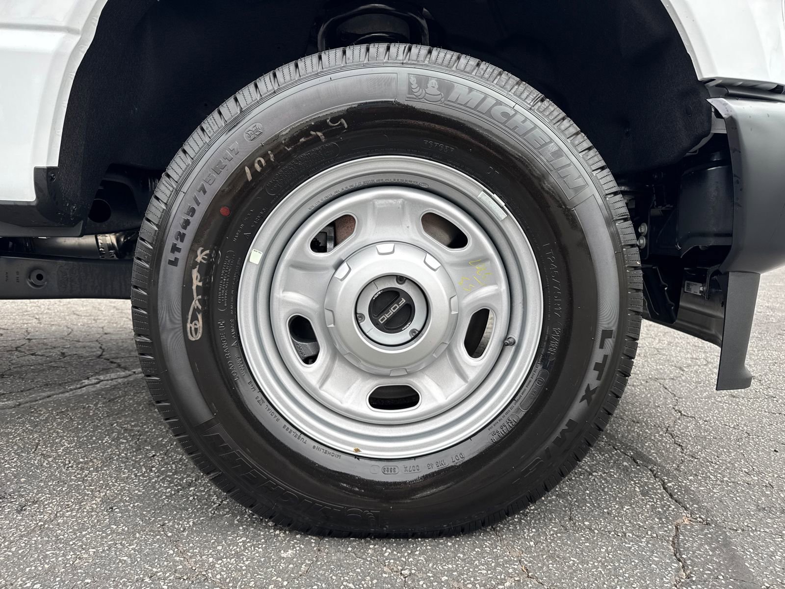 New 2026 Ford F250 XL AWD/4WD image 13