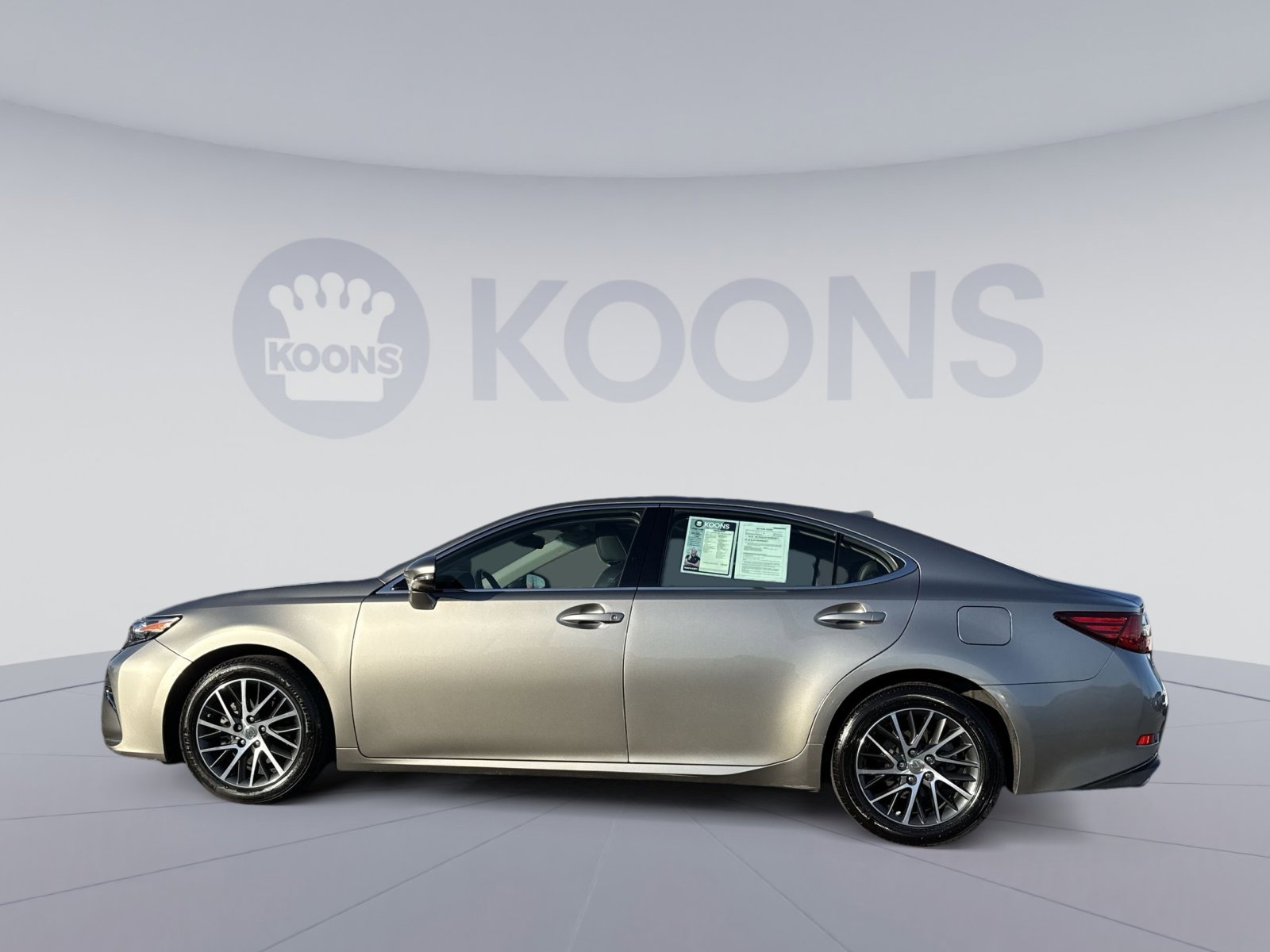 Used 2017 Lexus ES 350 350 image 2
