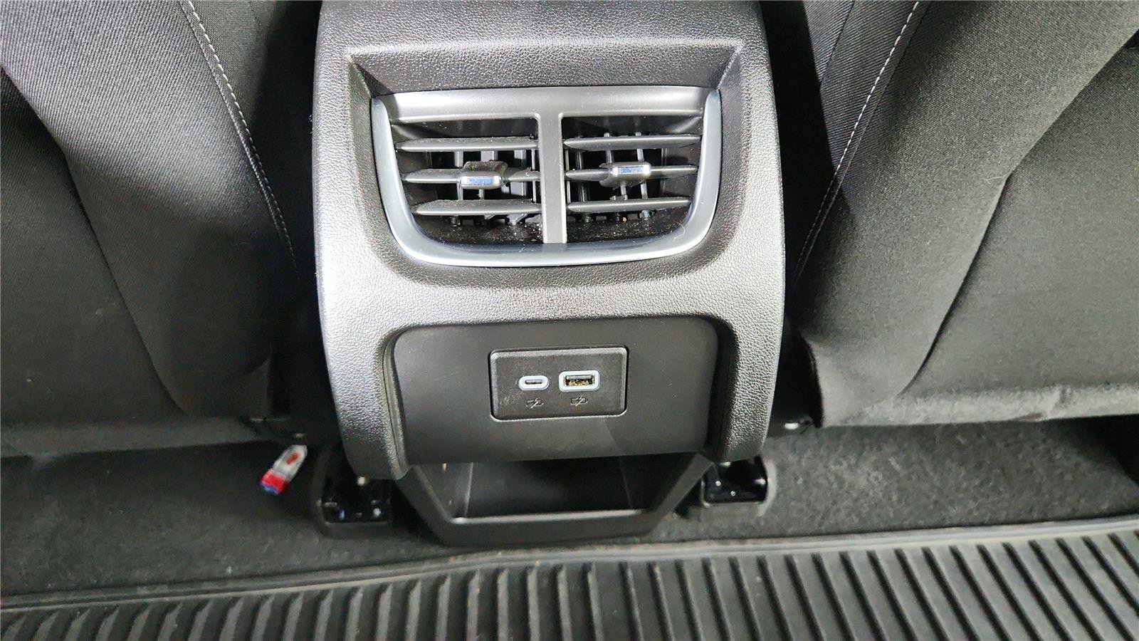 Used 2025 Chevrolet Blazer LT w/ Convenience Package AWD/4WD image 14