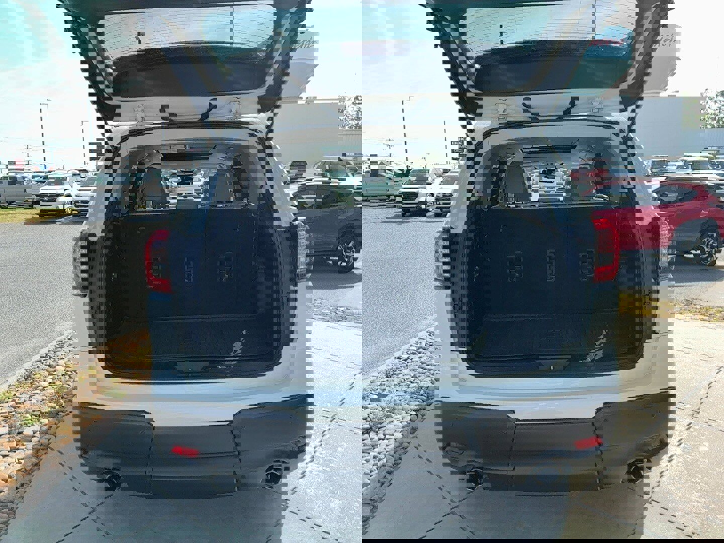 Certified 2024 Subaru Ascent Limited w/ Technology Package image 8