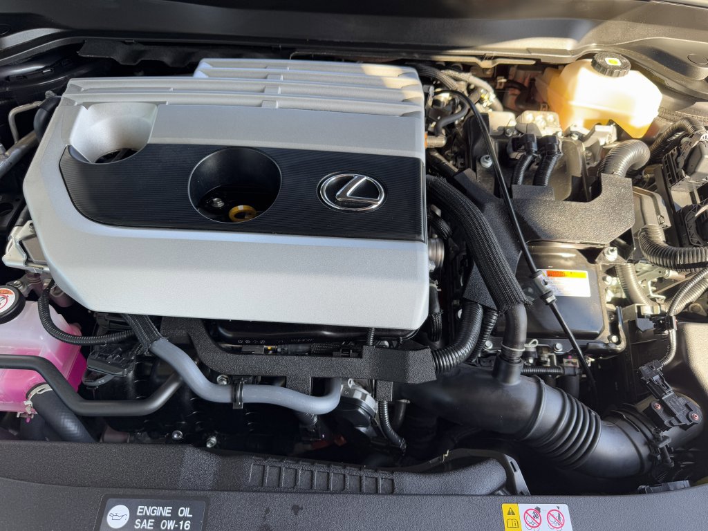 Used 2024 Lexus UX 250h F Sport image 44